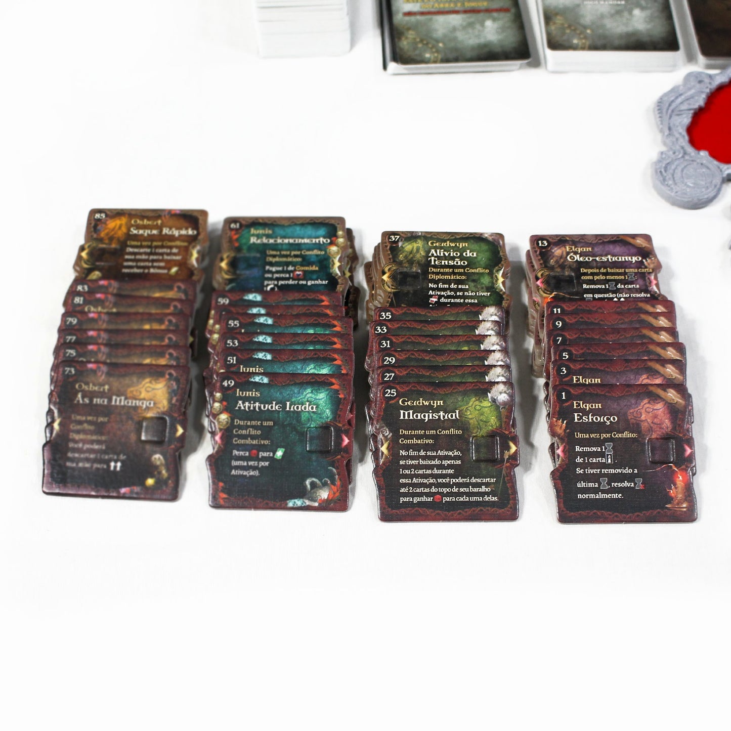 Tainted Grail: Monarcas da Ruína